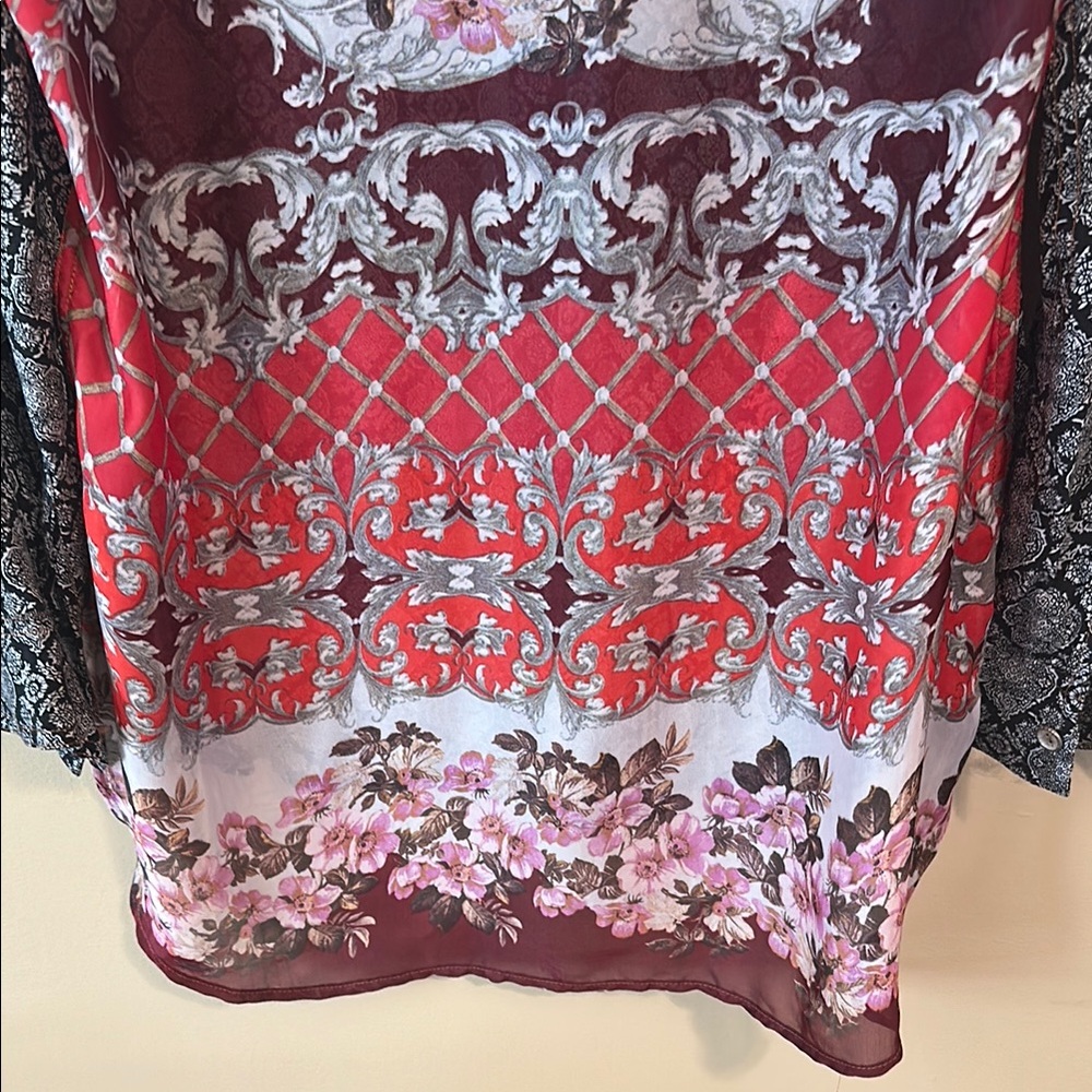 Arrata Patterned Button-Up Blouse - image 7